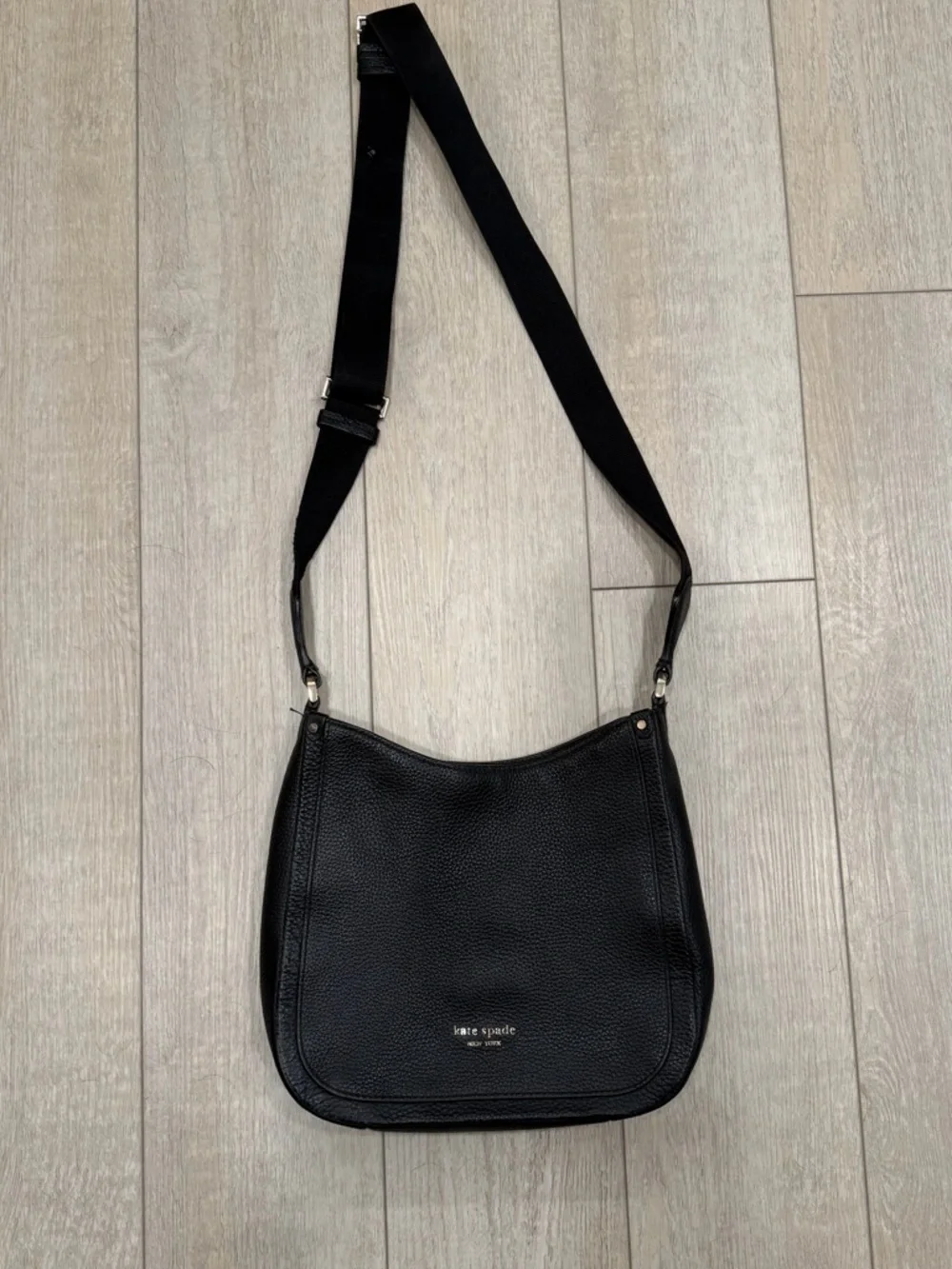 Kate Spade Black Pebbled Leather Crossbody Bag Adjustable Strap